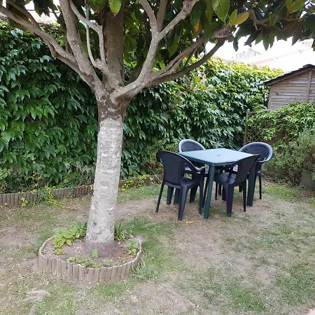 Villa Maison Fouras, 3 Pieces, 5 Personnes - Fr-1-523-12 *