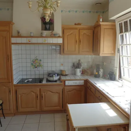 Maison Fouras, 3 Pieces, 5 Personnes - Fr-1-523-12 *